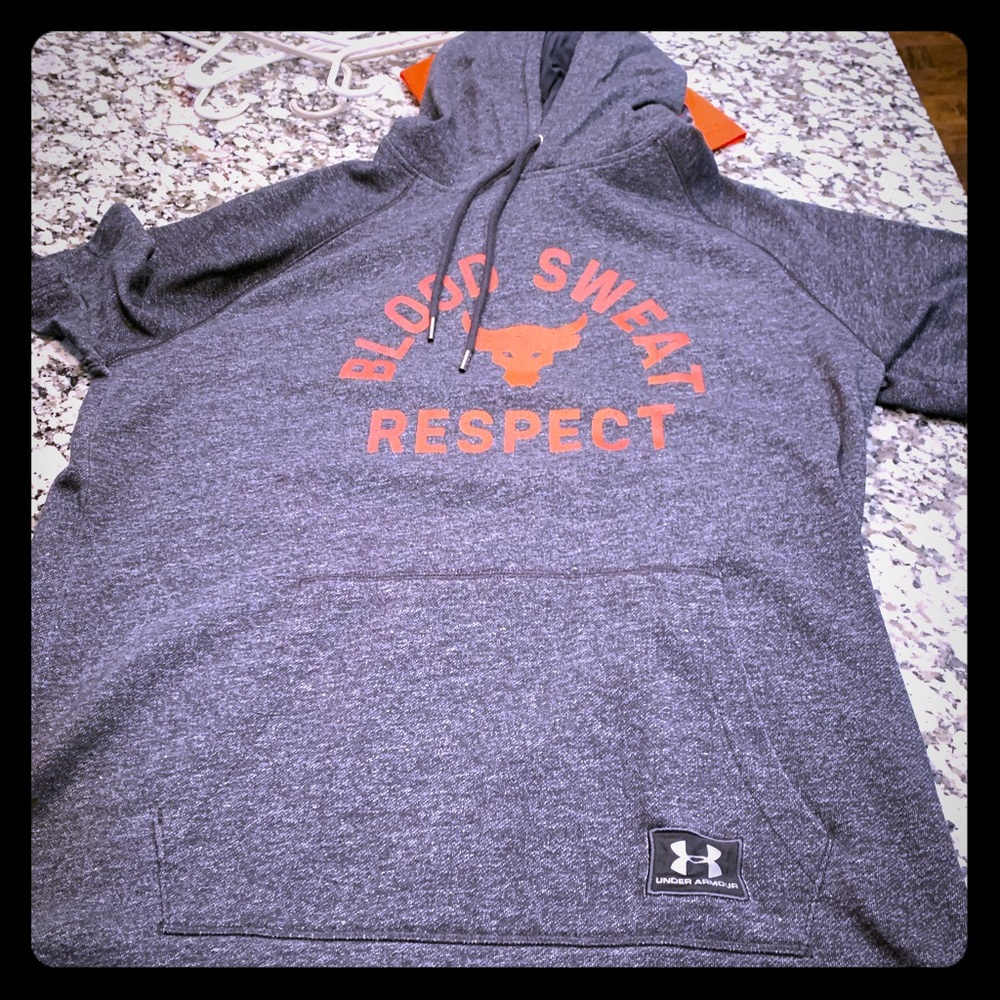 Project Rock short sleeve sweatshirt